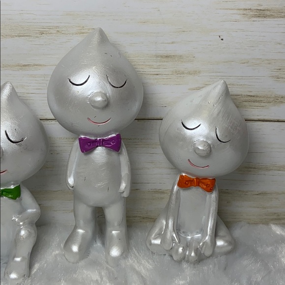 Cute little pearl white ghosts bow ties yoga - Picture 2 of 6